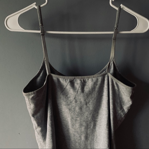 Simple gray cami - Picture 5 of 5